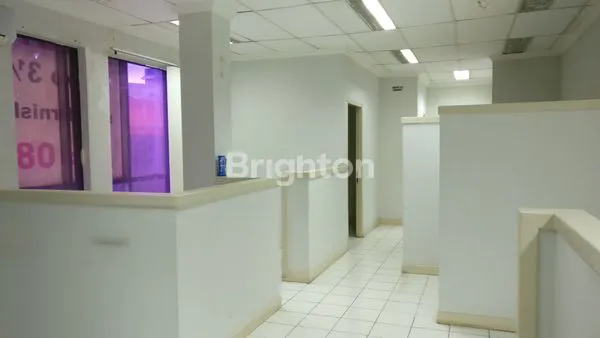 RUKO STRATEGIS DI KOMPLEKS PONDOK CABE MUTIARA, TANGERANG SELATAN