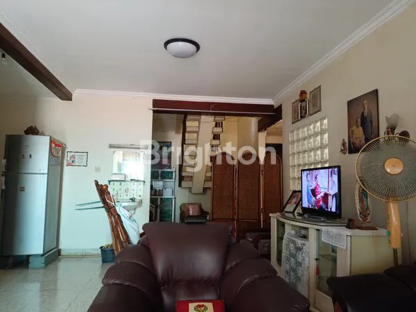 image RUMAH STRATEGIS 1,5 LANTAI DI TANJUNG DUREN – HOOK & BEBAS BANJIR! (1)