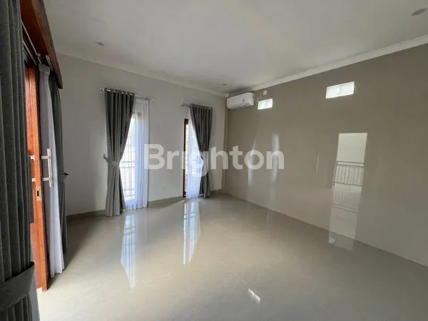 image RUMAH 2 LANTAI MEWAH DENGAN KOLAM RENANG PRIBADI DI DALUNG, KUTA UTARA (7)