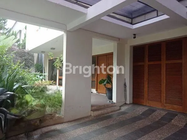 image MAINROAD ANTAPANI BANDUNG RUMAH MEWAH MINIMALIS TROPIS 2 LANTAI (2)