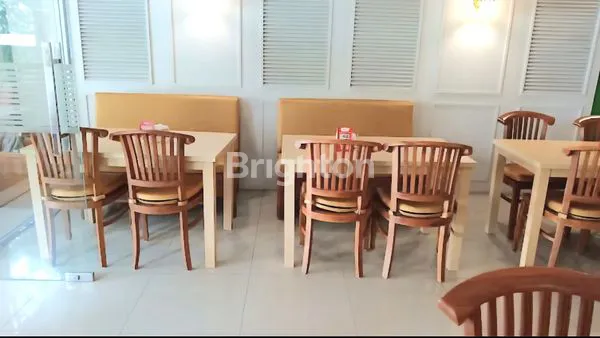 image RUKO 3 LANTAI FULL FURNISH DI MAINROAD BANDUNG AKSES JALAN 2 ARAH (5)