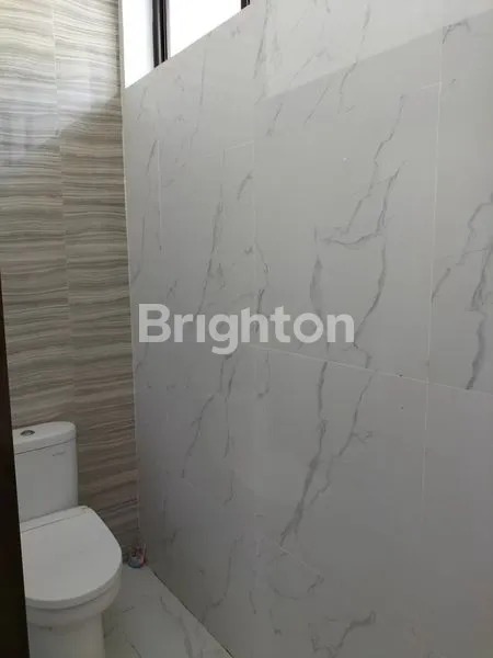 image THAMES CITRA SENTUL RAYA RUMAH 2 LANTAI SIAP HUNI (5)