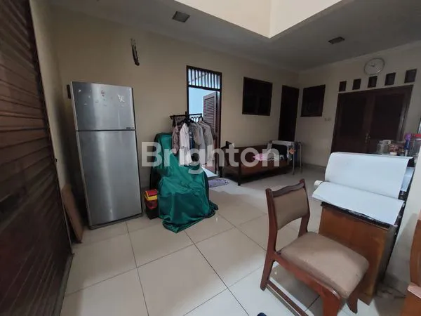 image RUMAH BESAR SIAP HUNI DI KEMANGGISAN JAKARTA BARAT (7)