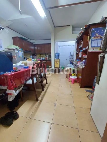 image RUMAH BESAR SIAP HUNI DI KEMANGGISAN JAKARTA BARAT (3)