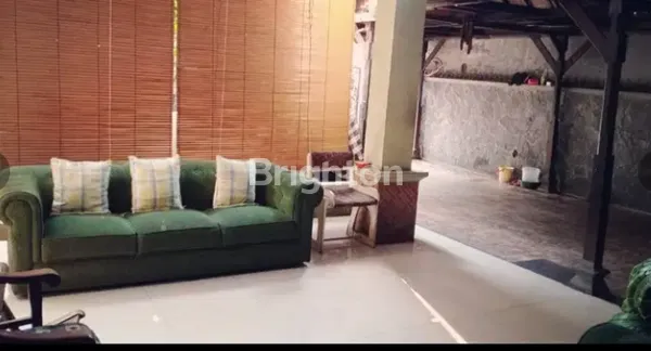 image RUMAH LAYAK HUNI AREA KOMERSIAL SANGAT PROSPEKTIF UTK BERBAGAI USAHA EKONOMI JUAL SEGERA (2)