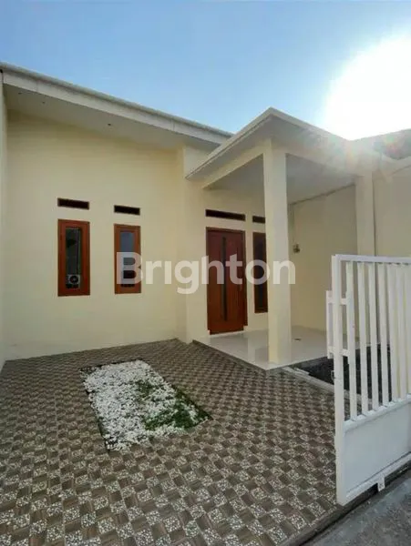 image RUMAH ASRI MINIMALIS DI TAMAN ALAMANDA, BEBAS BANJIR DAN STRATEGIS (3)