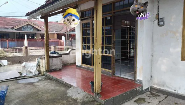 RUMAH HOEK LT 160M² SHM DI TAMAN HOLIS INDAH