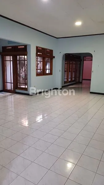 image DISEWAKAN RUMAH CANTIK (4)