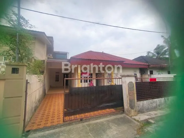 image RUMAH KOMPLEK DEKAT TANAH 600 MARELAN (3)