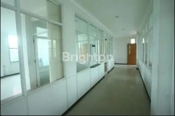 image GEDUNG EQUATOR SIAP PAKAI (7)