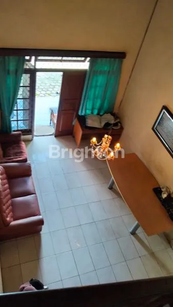 image RUMAH BERUKURAN BESAR DISAIN MEGAHDAN MENGESANKAN (4)