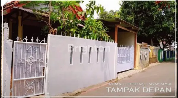 image RUMAH SIAP HUNI BONUS 3 KONTRAKAN DI DAERAH JAGAKARSA, JAKSEL (3)