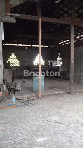 image RUMAH HITUNG TANAH PINGGIR JALAN (4)