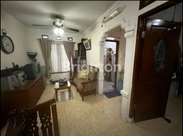 image RUMAH TENANG DAN NYAMAN DI TEBET, JAKARTA SELATAN. (6)