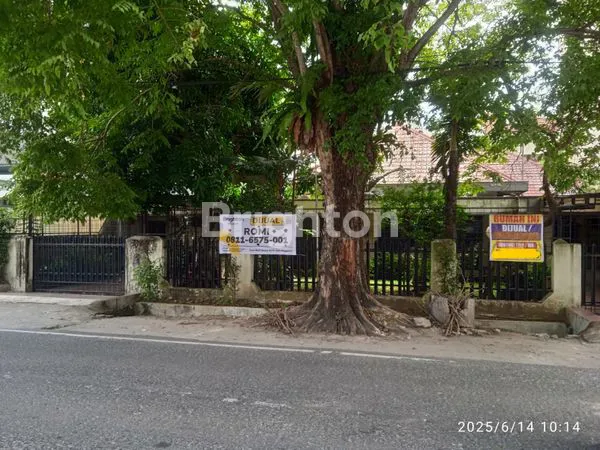 image RUMAH DIJUAL LOKASI PUSAT KOTA (1)