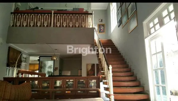 image MILIKI RUMAH DENGAN AKSES CEPAT KE TOLL.MRT.PUSAT PERKANTORAN.MAMPANG PRAPATAN .JAKARTA SELATAN (3)