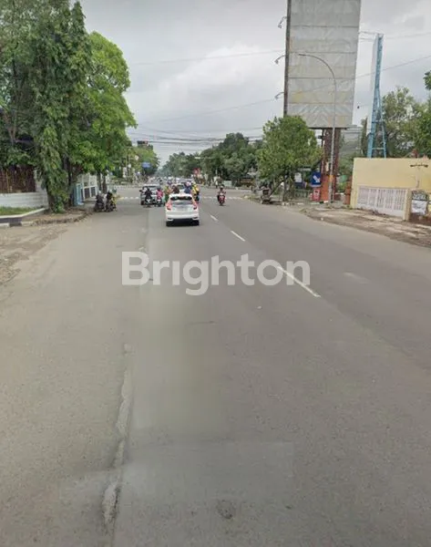 image DIJUAL RUMAH TUA DI PUSAT KOTA CIREBON (2)