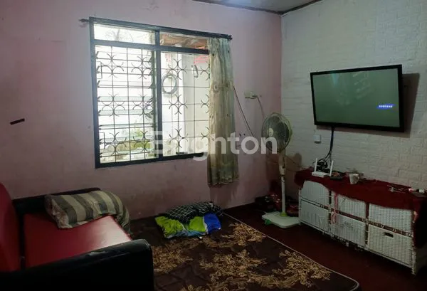 image TANAH BONUS BANGUNAN RUMAH INDUK KOST KOS AREA UMY GAMPING (4)