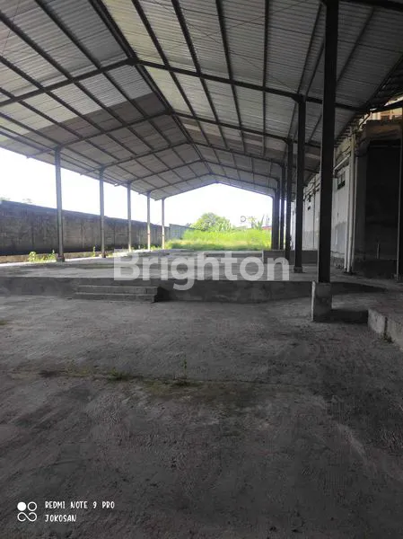 image GUDANG 3 LANTAI LOKASI STRATEGIS PINGGIR JALAN RAYA WATES. (7)