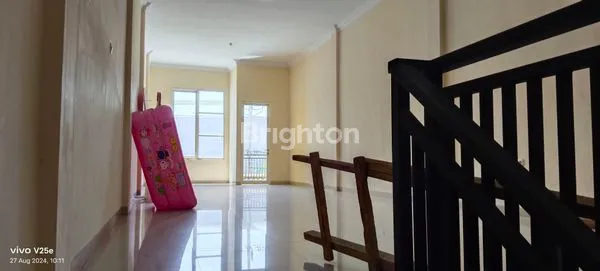 image RUKO 2 LANTAI SELANGKAH KAMPUS UPN AREA PADAT PENDUDUK  (3)