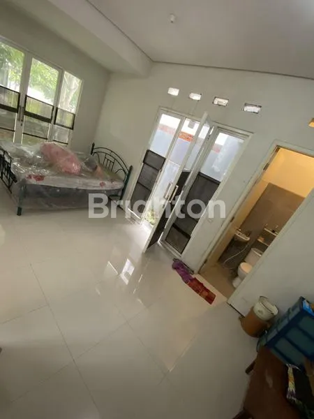 image RUMAH HOOK MEWAH 2 LANTAI DEKAT KAMPUS BINUS MALANG (2)