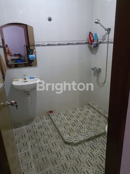 image TURUN HARGA RUMAH NGINDEN INTAN TIMUR MINIMALIS 2 LANTAI SIAP HUNI (4)