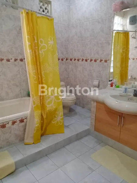 image TURUN HARGA RUMAH NGINDEN INTAN TIMUR MINIMALIS 2 LANTAI SIAP HUNI (5)