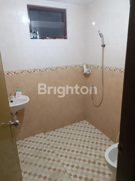 image TURUN HARGA RUMAH NGINDEN INTAN TIMUR MINIMALIS 2 LANTAI SIAP HUNI (7)