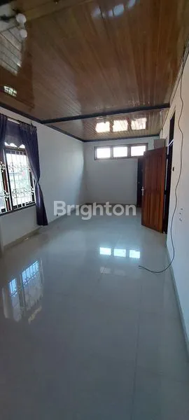 image RUMAH SEWA SEMI-FURNISHED LOKASI STRATEGIS DI GATOT SUBROTO, DENPASAR (4)