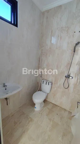 image PERUMAHAN ONE GATE SYSTEM DEKAT KAMPUS UPN DAN MERR (7)