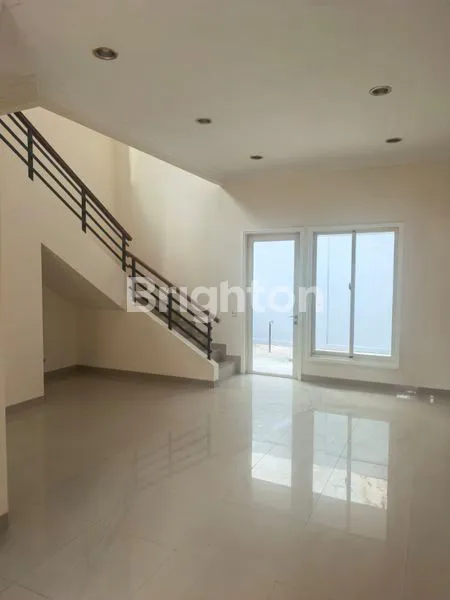 image RUMAH MEWAH 3+1 KT DI PONDOK HIJAU GOLF, HARGA TERJANGKAU RP 5,2 M (5)