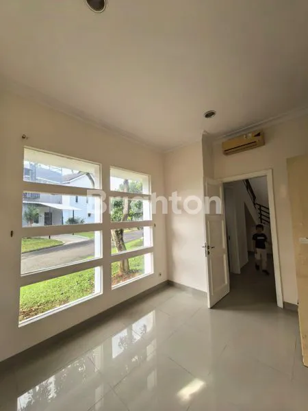 image RUMAH MEWAH 3+1 KT DI PONDOK HIJAU GOLF, HARGA TERJANGKAU RP 5,2 M (4)