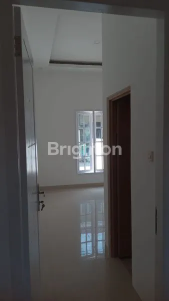 image HUNIAN ESTETIS 2 LANTAI DI DALAM CLUSTER JAGAKARSA (2)