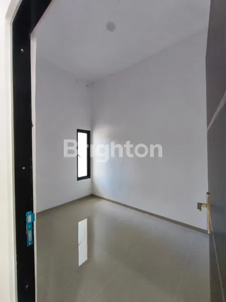 image RUMAH BARU CANTIK SIAP HUNI DI JALAN A.W. SYAHRANIE, SAMARINDA (4)
