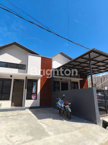 image RUMAH BARU CANTIK SIAP HUNI DI JALAN A.W. SYAHRANIE, SAMARINDA (1)