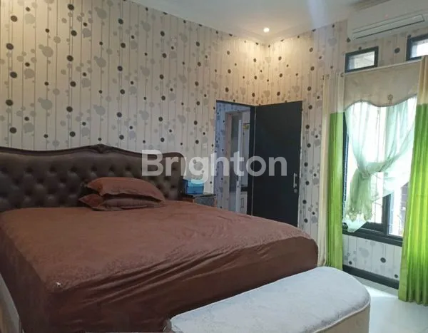image RUMAH 2 LANTAI, 5 KAMAR TIDUR, SEMI FURNISHED, DI LOKASI STRATEGIS DEKAT JALAN SOEKARNO HATTA, UNIVERSITAS BRAWIJAYA, MALANG KOTA, JAWA TIMUR (8)