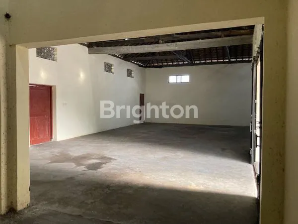 image GUDANG LUAS STRATEGIS RAYA JATINOM - LOKASI POTENSIAL UNTUK USAHA (2)