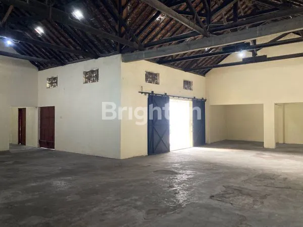 image GUDANG LUAS STRATEGIS RAYA JATINOM - LOKASI POTENSIAL UNTUK USAHA (4)