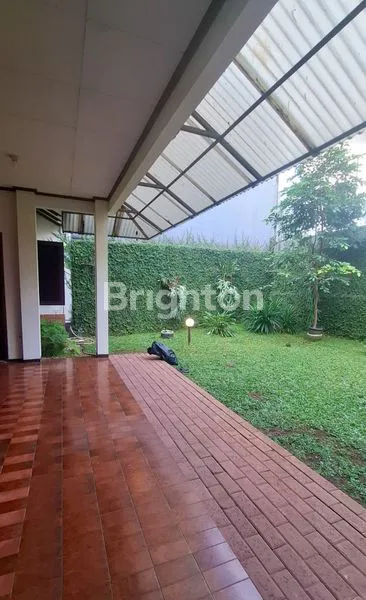 image RUMAH MEWAH 2 LANTAI DI BINTARO SEKTOR I, LOKASI STRATEGIS DEKAT FASILITAS (3)