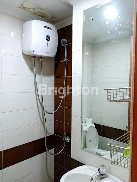 image HOT DEAL! STUDIO MARGONDA RESIDENCE DEPOK FULL FURNISHED – HADAP POOL ,DEKAT UI & STASIUN (8)