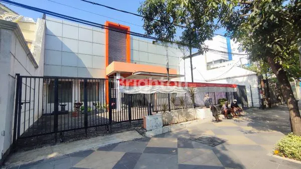 GEDUNG AREA MANYAR-KERTAJAYA COCOK UNTUK F&B-KANTOR-OTOMOTIF-EKSPEDISI-FITNESS CENTRE DLL