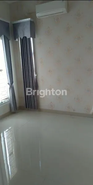 image RUMAH MEWAH 2 LANTAI, SIAP HUNI, DI CITRA PURI MAJAPAHIT KOTA MADIUN (6)