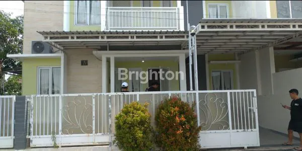 image RUMAH MEWAH 2 LANTAI, SIAP HUNI, DI CITRA PURI MAJAPAHIT KOTA MADIUN (2)