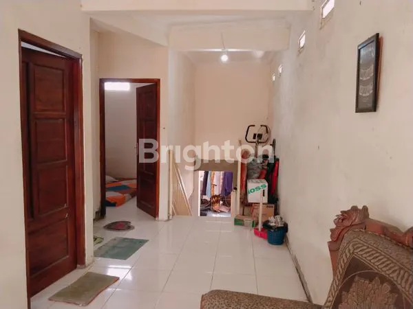 image RUMAH MEWAH 2 LANTAI DI SIMO MAGERSARI, SERTIFIKAT SHM, HARGA TERJANGKAU! (6)