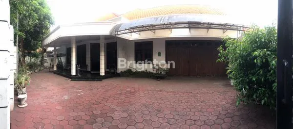image RUMAH SIDOARJO DI JALAN PANGLIMA HIDAYAT, DEKAT FASILITAS KOTA SIDOARJO (2)