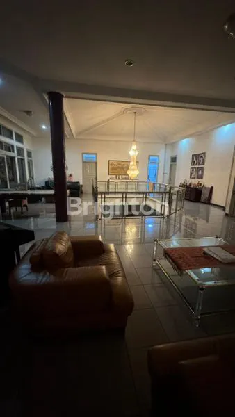 image RUMAH MEWAH FULLY-FURNISHE DI CIGADUNG, BANDUNG UTARA HARGA TERJANGKAU!  (8)