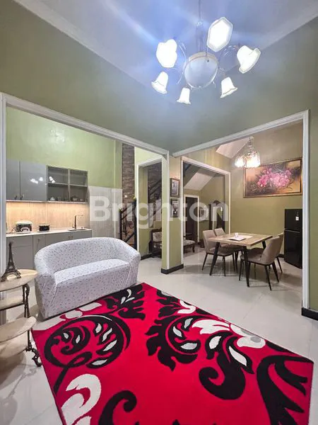 image DISEWAKAN RUMAH EKLUSIF  FUUL FURNITURE DI KDIRI (1)