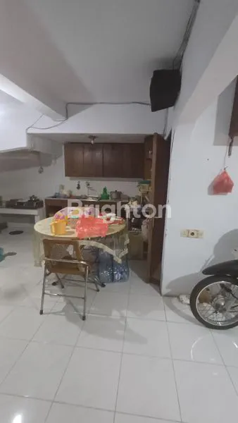 image RUMAH SIAP HUNI TANJUNG DUREN JAKARTA BARAT (1)