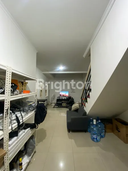 image RUMAH 2 LANTAI DI CLUSTER METRO MARINA, ANCOL JAKARTA UTARA. LEBAR 6 METER (4)