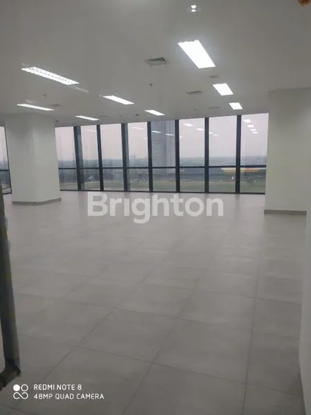 image OFFICE PERKANTORAN THE SMITH ALAM SUTERA LANTAI RENDAH UNFURNISH KOSONGAN (3)